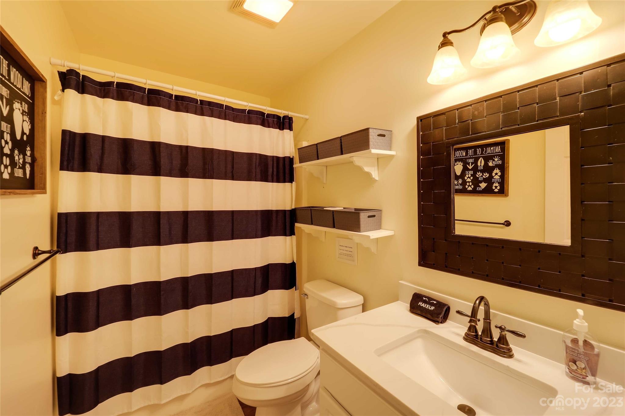 Yonahlossee Saddle Club - Residential