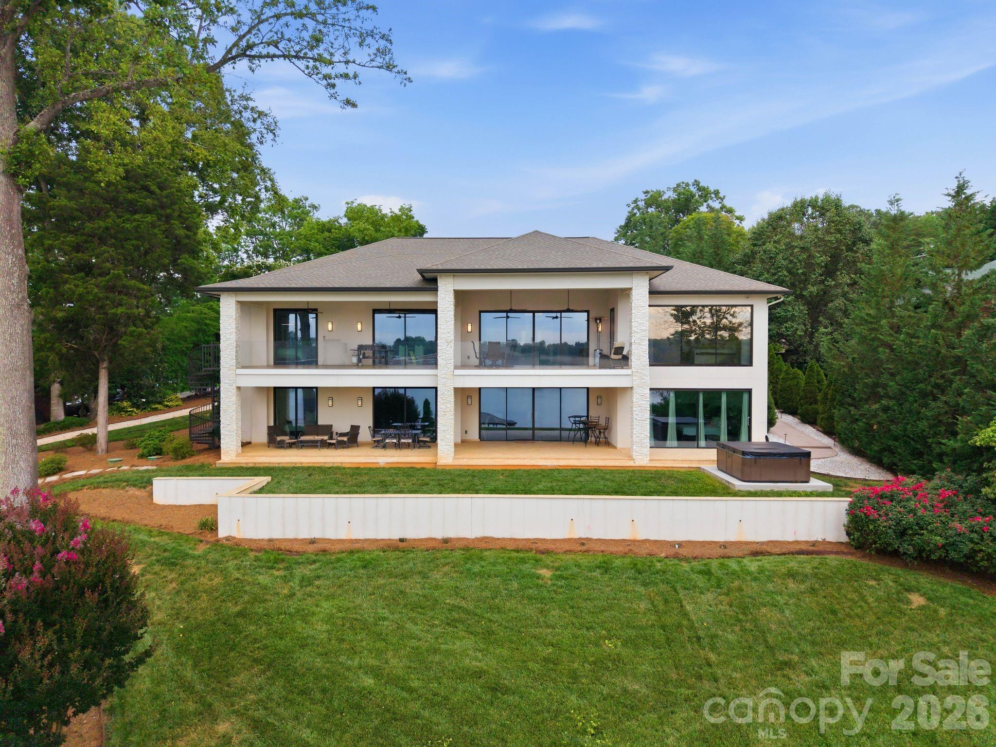 7272 Lynbrook Circle