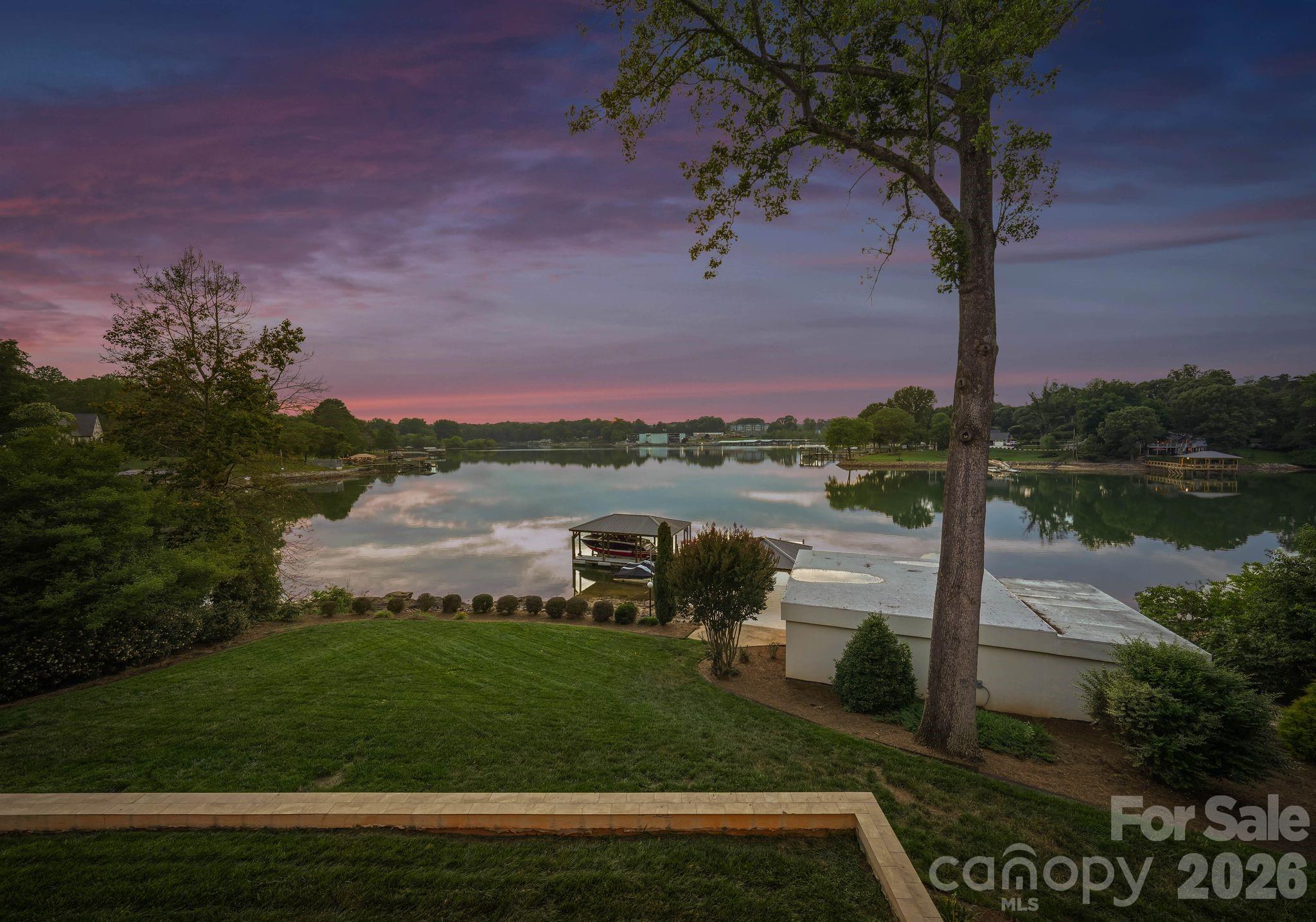 7272 Lynbrook Circle