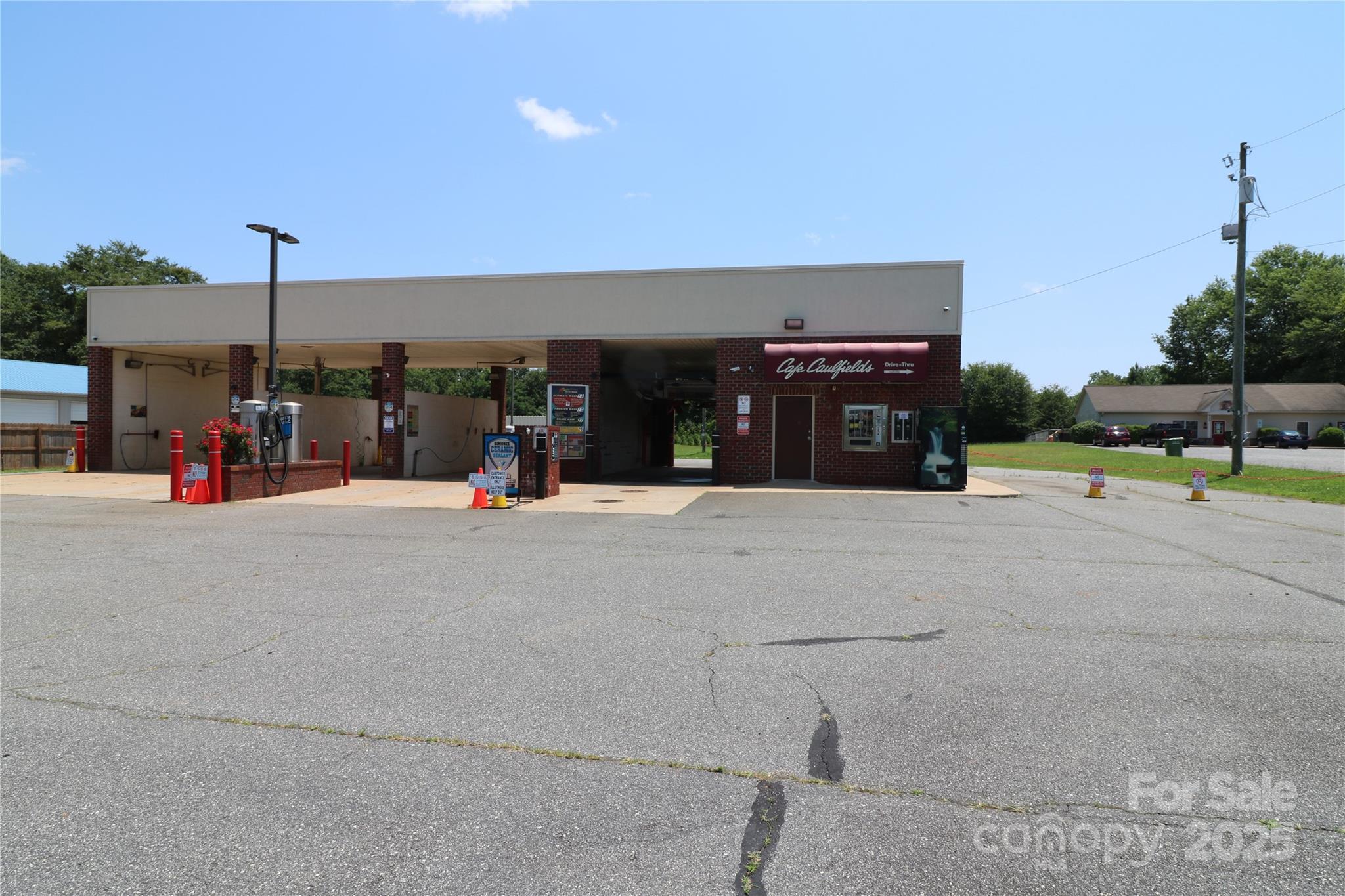 729 Oakland Road