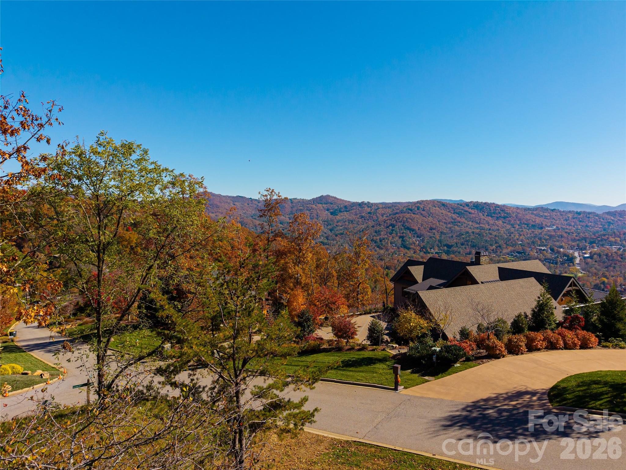 Reynolds Mountain - Land