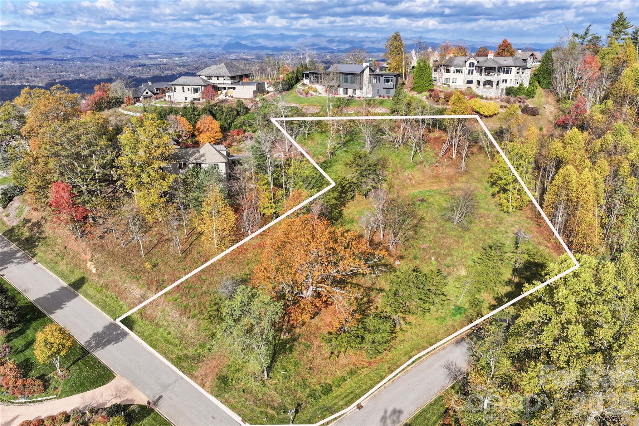 Reynolds Mountain - Land