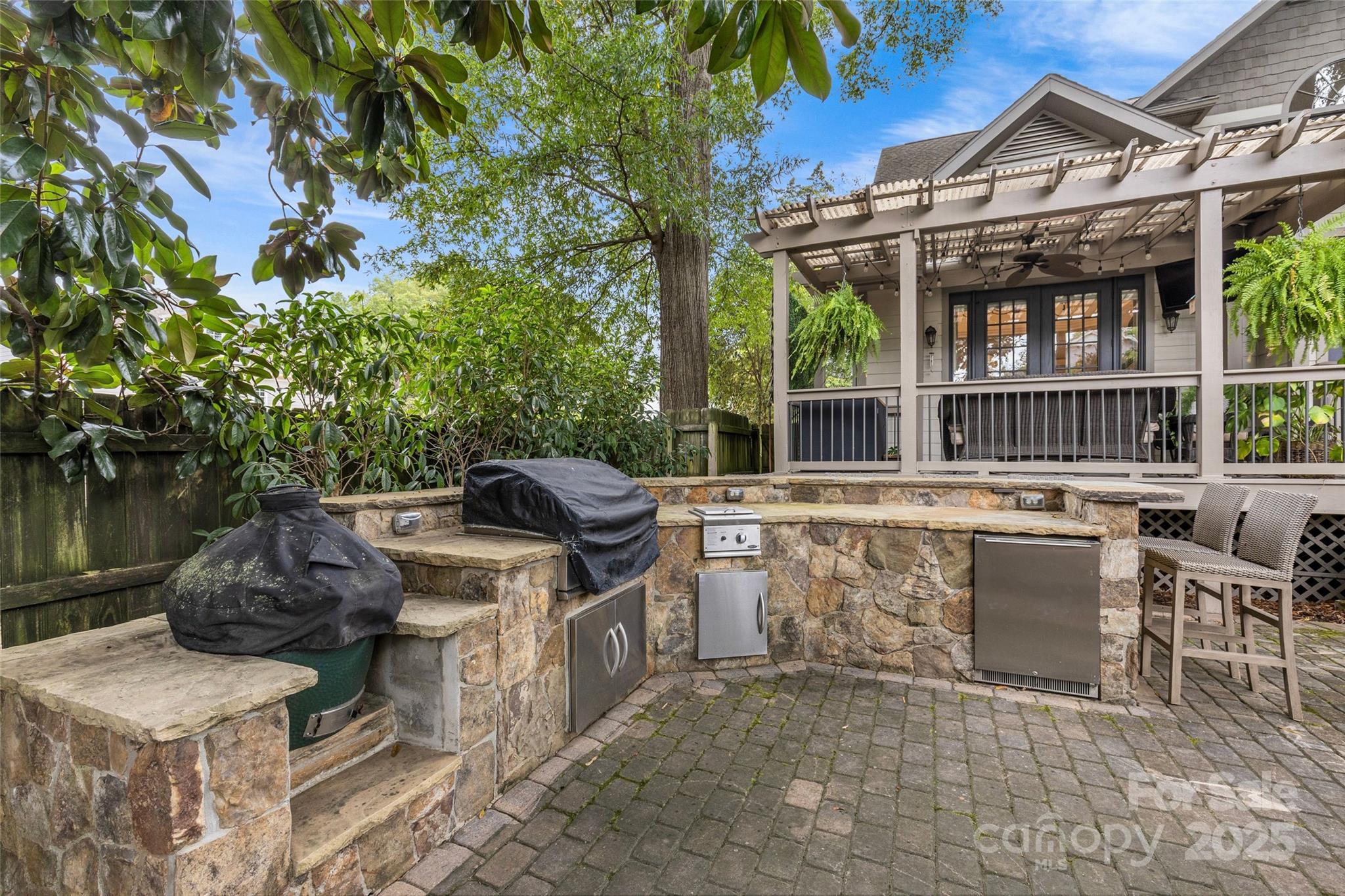 Myers Park - Residential