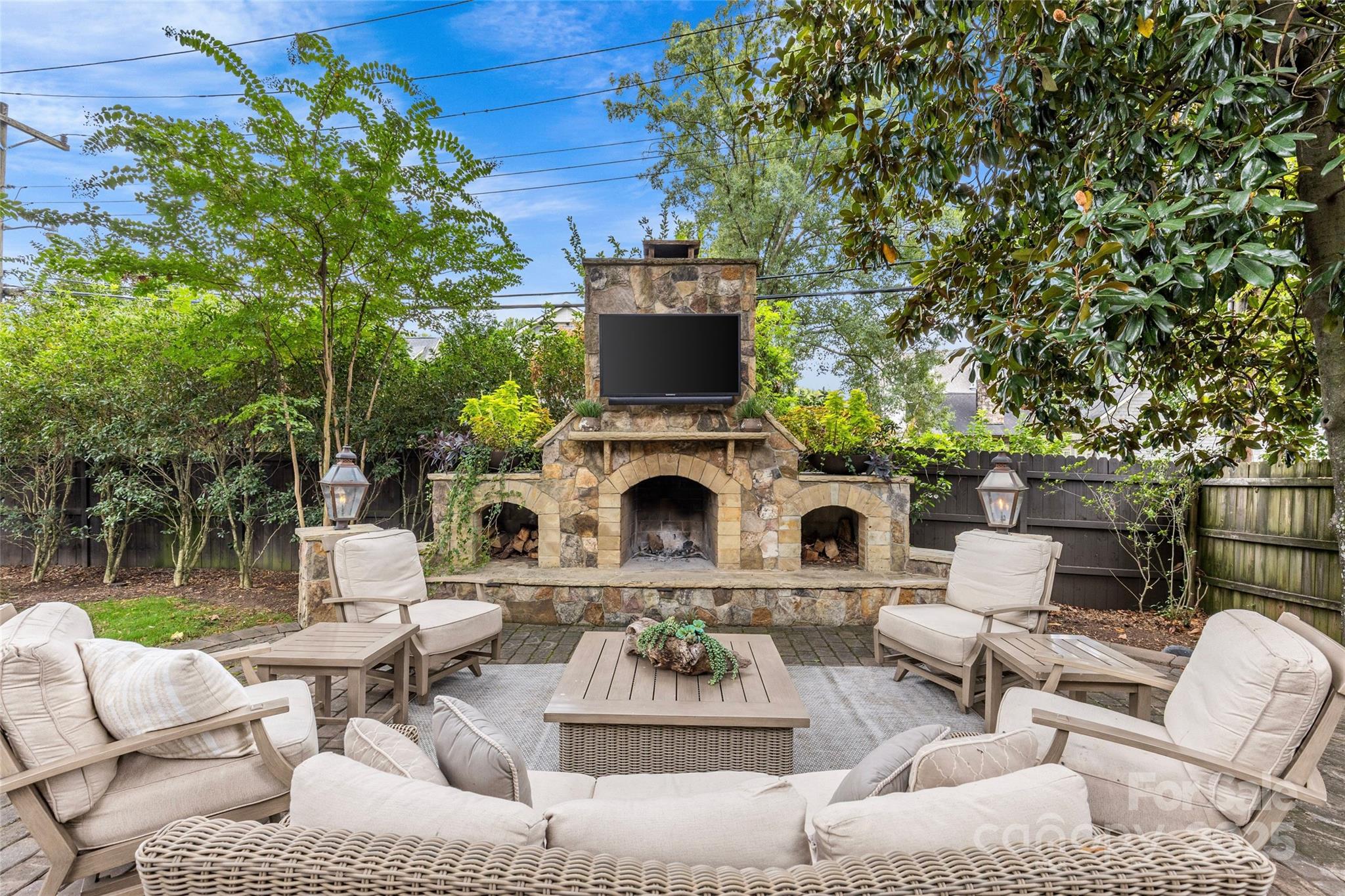 Myers Park - Residential