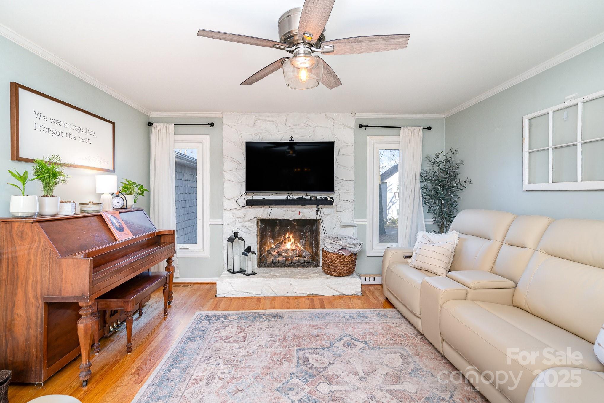 Tega Cay - Residential