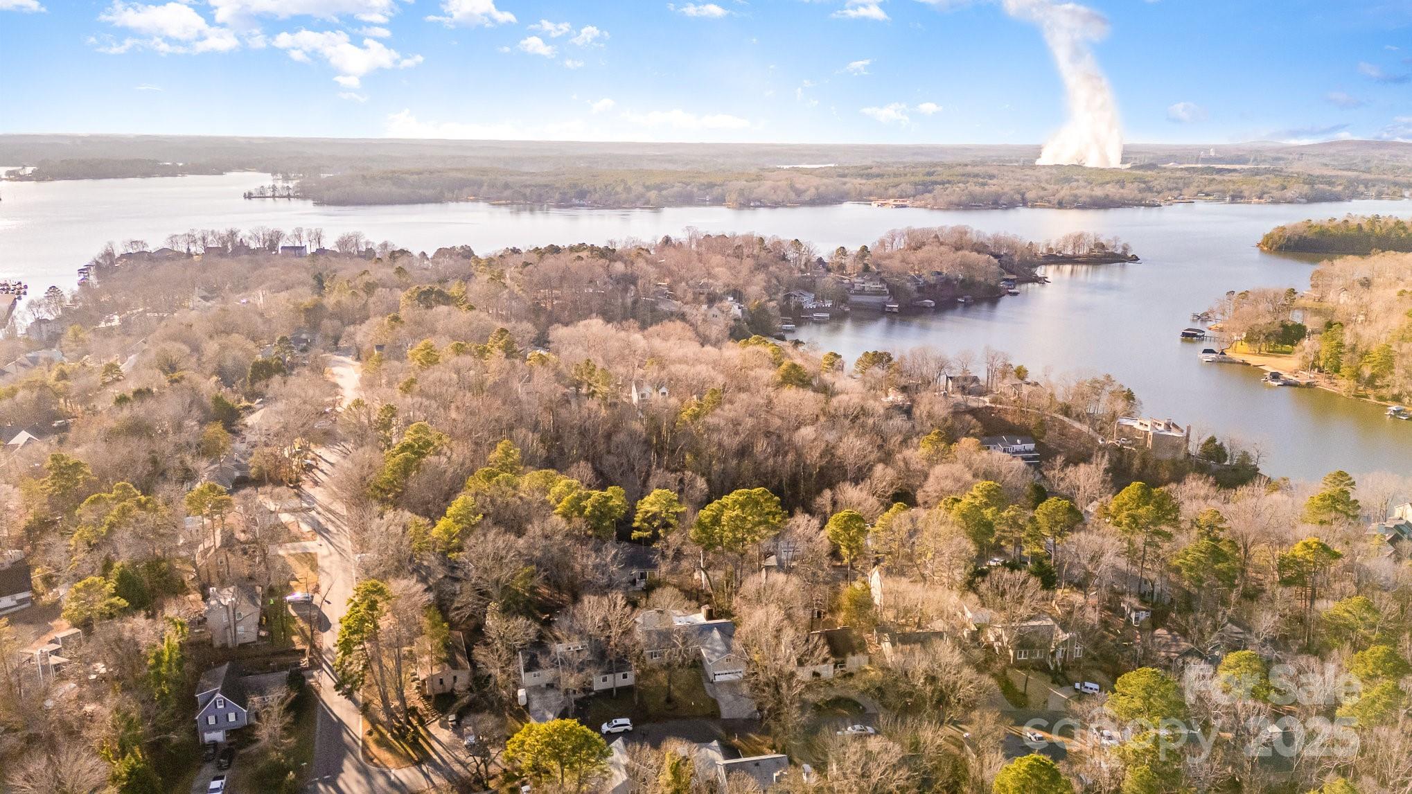 Tega Cay - Residential