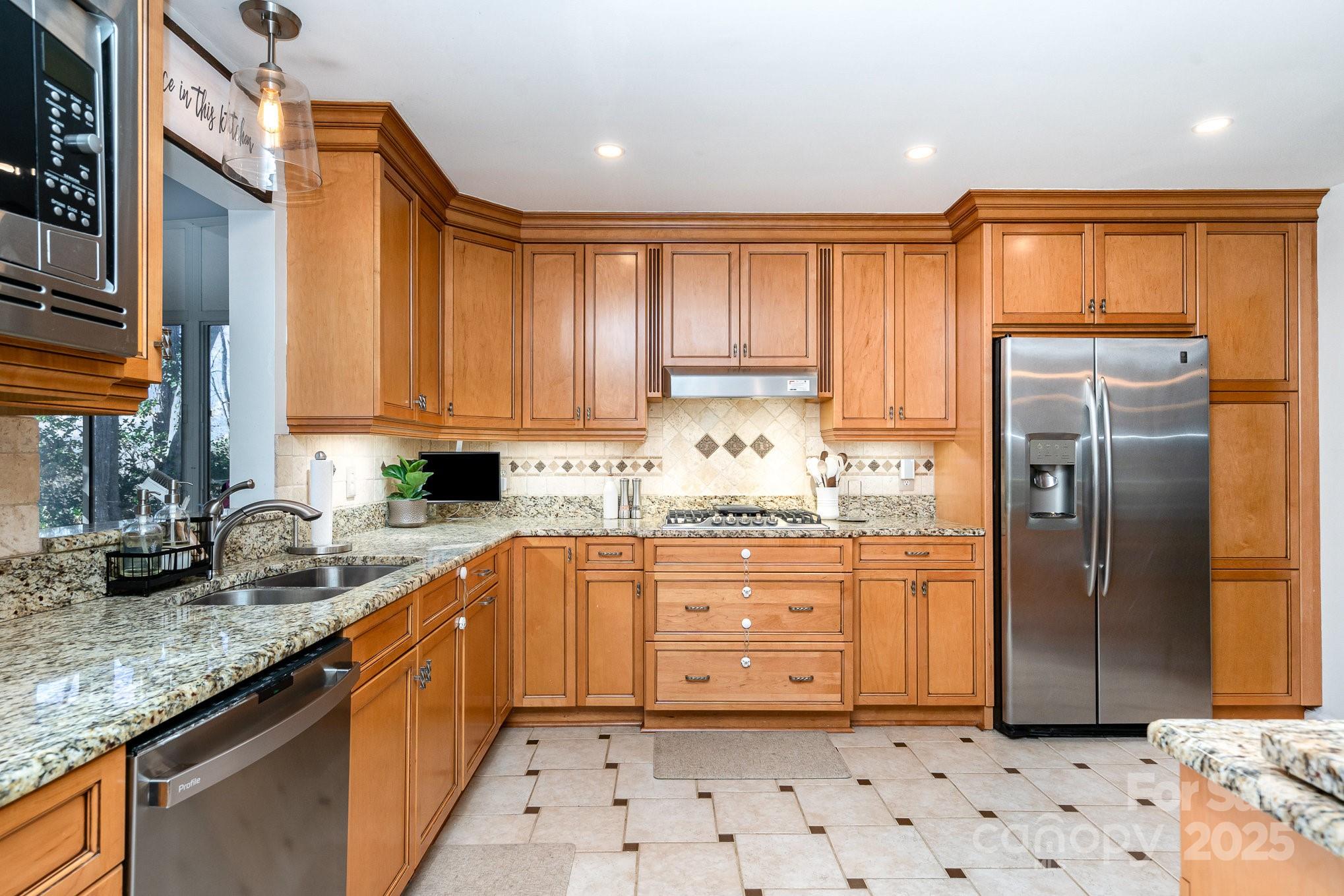 Tega Cay - Residential