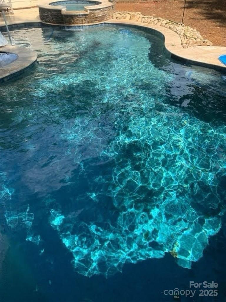 Tega Cay - Residential