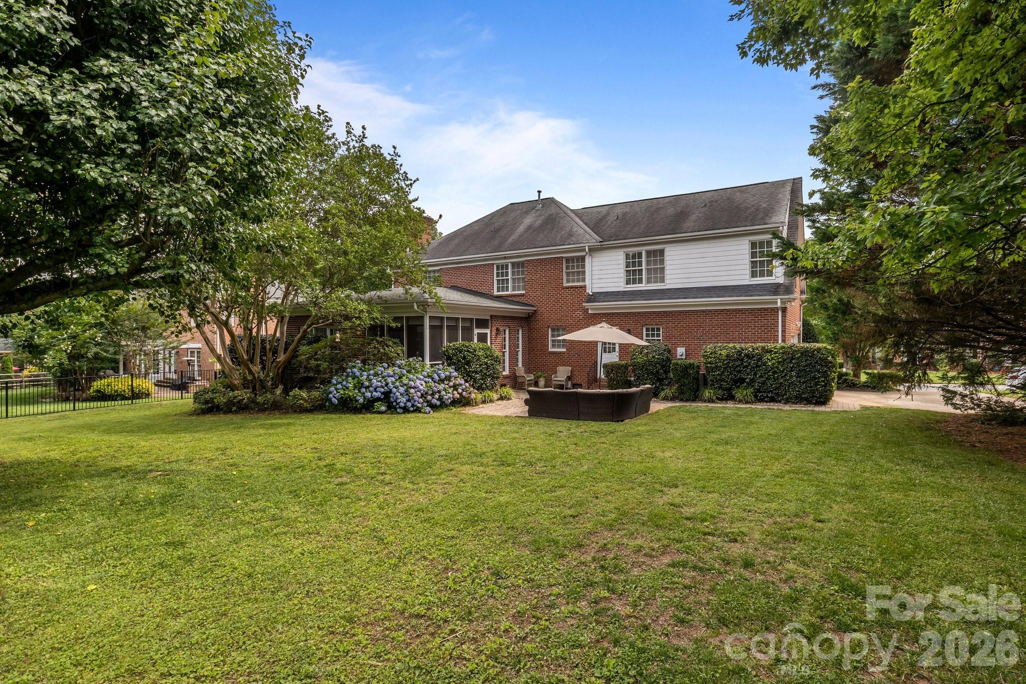 The Hamptons - Residential