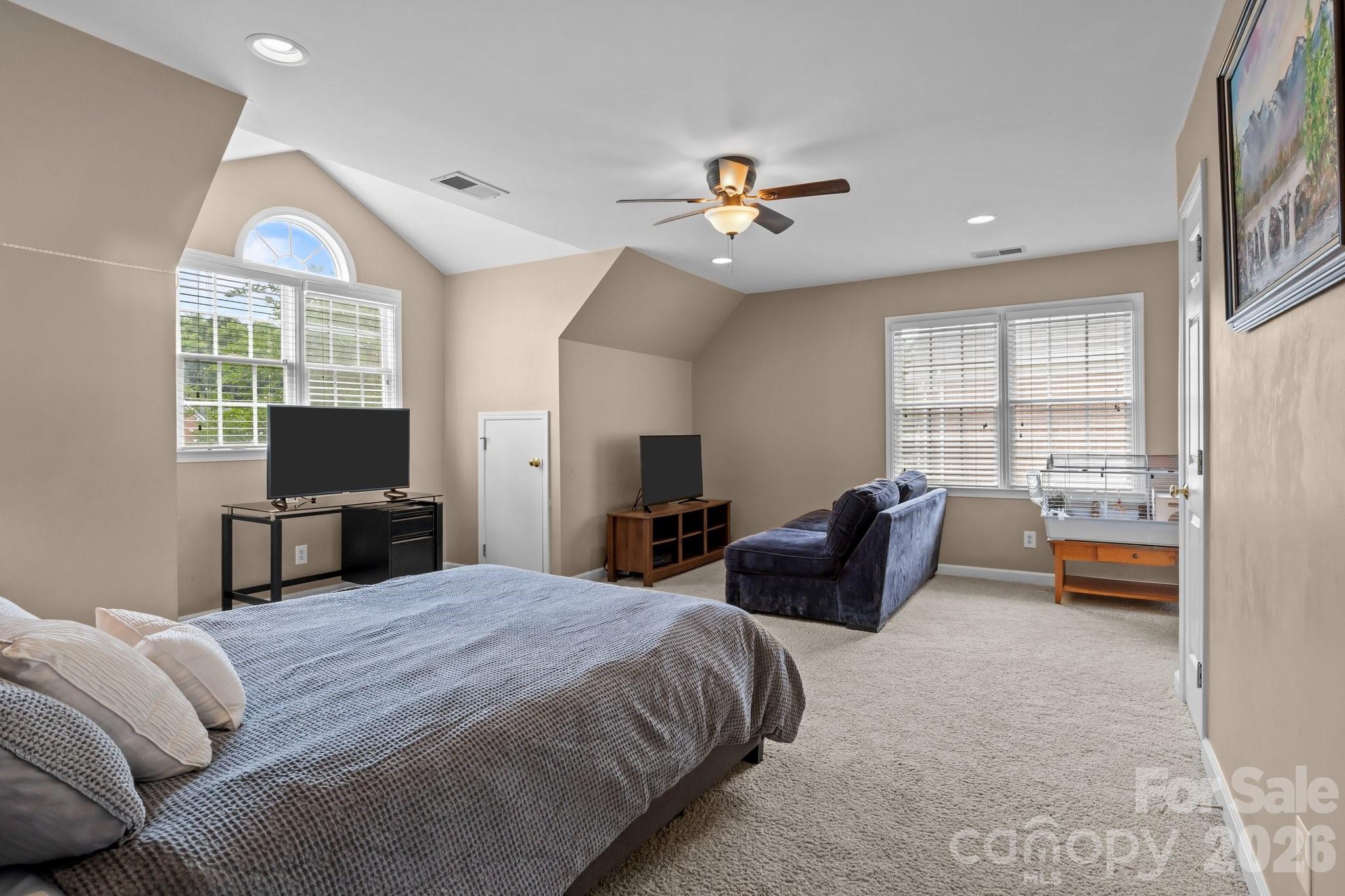 The Hamptons - Residential