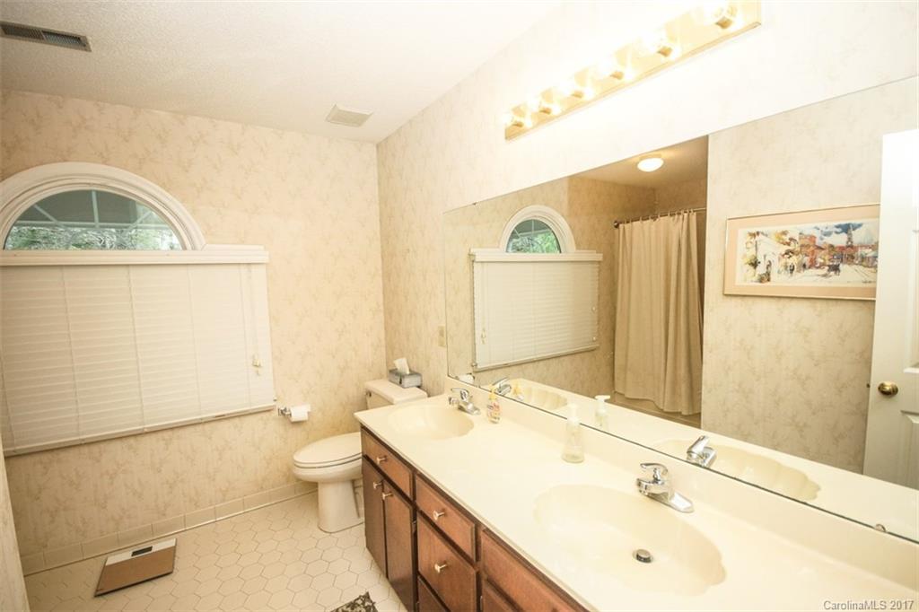 Zemosa Acres - Residential