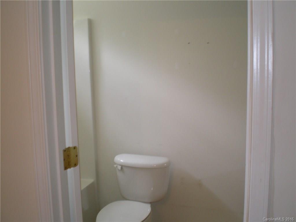 Tall Oaks - Residential Lease