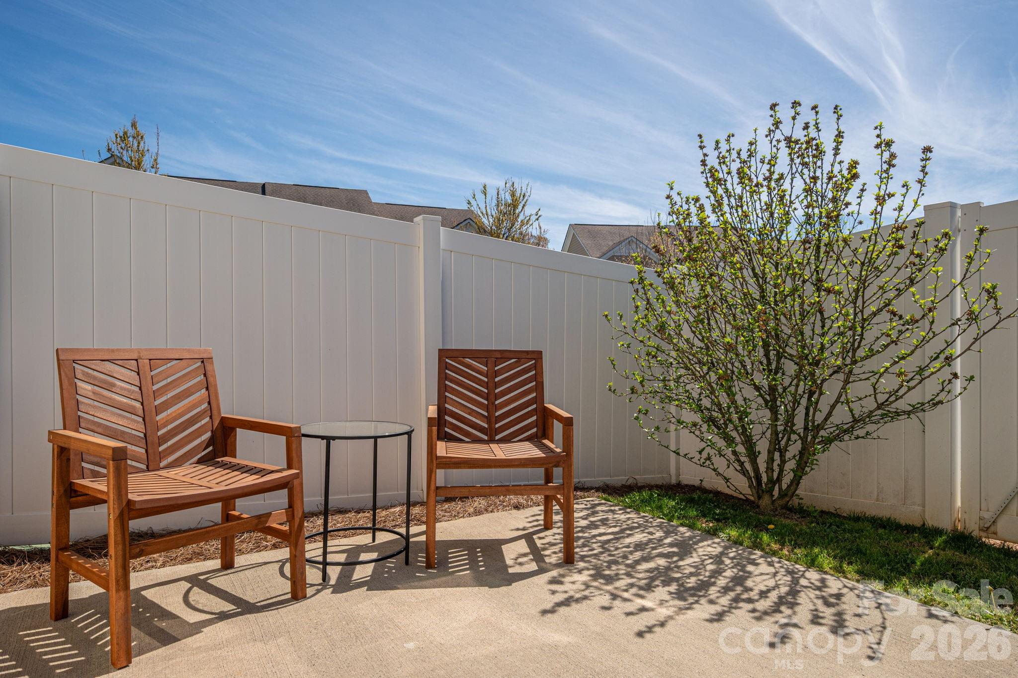 Waters Edge - Residential