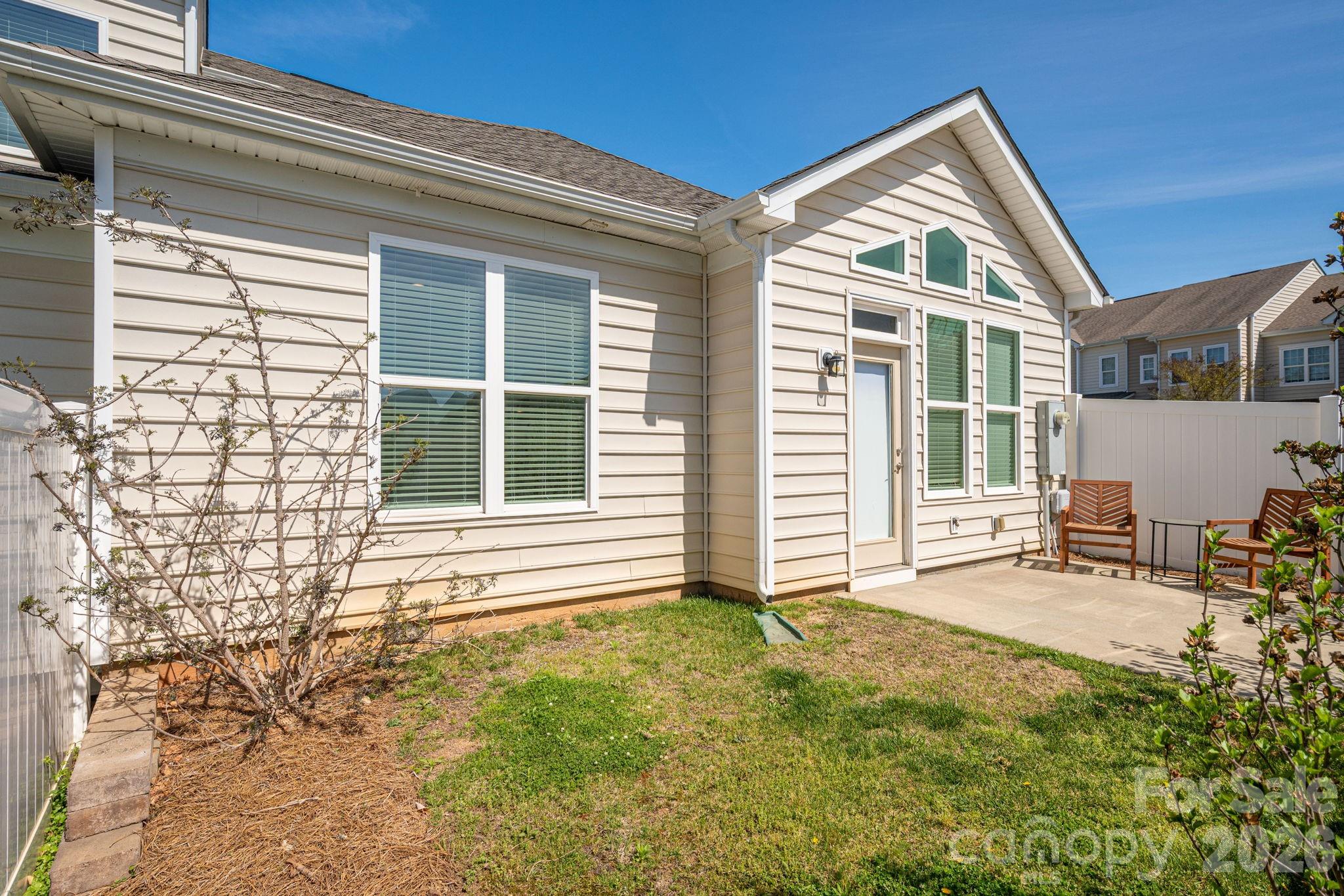 Waters Edge - Residential