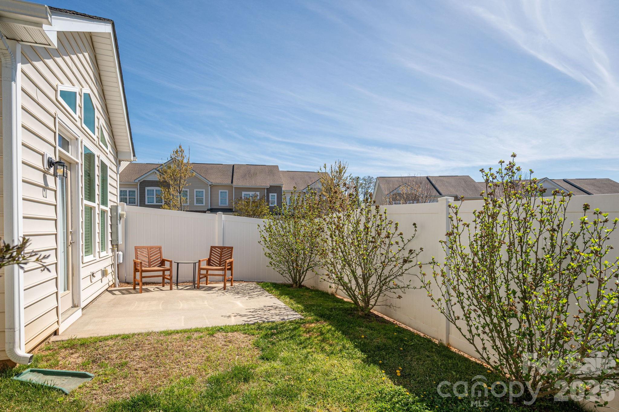 Waters Edge - Residential