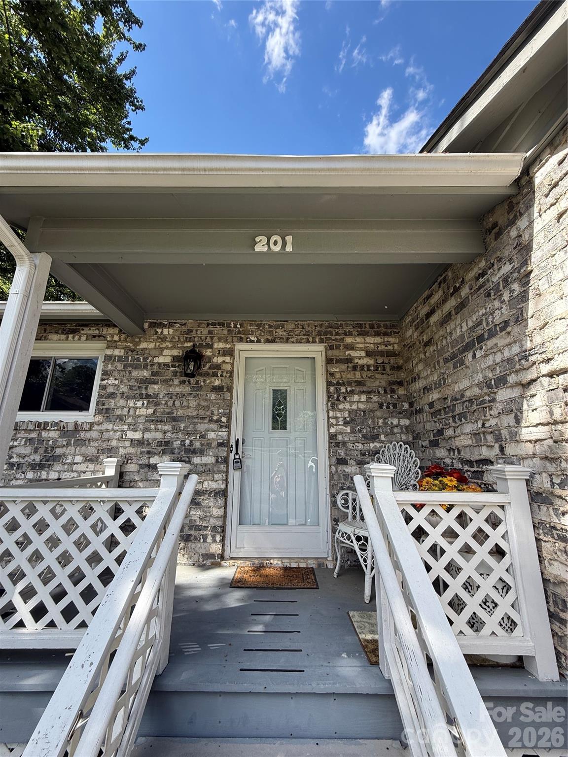 201 Wellington Hills Circle