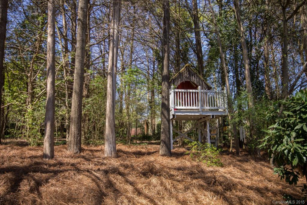 Seven Eagles - Residential