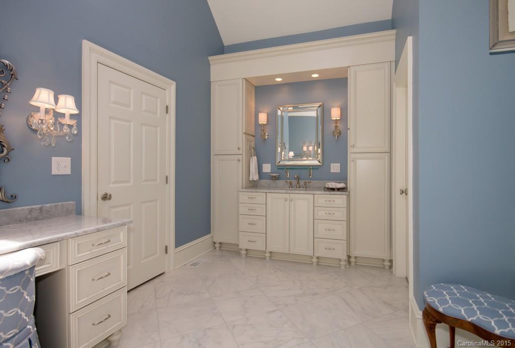 Seven Eagles - Residential