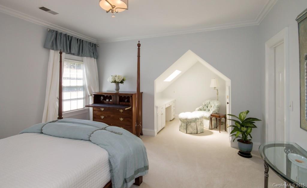 Seven Eagles - Residential