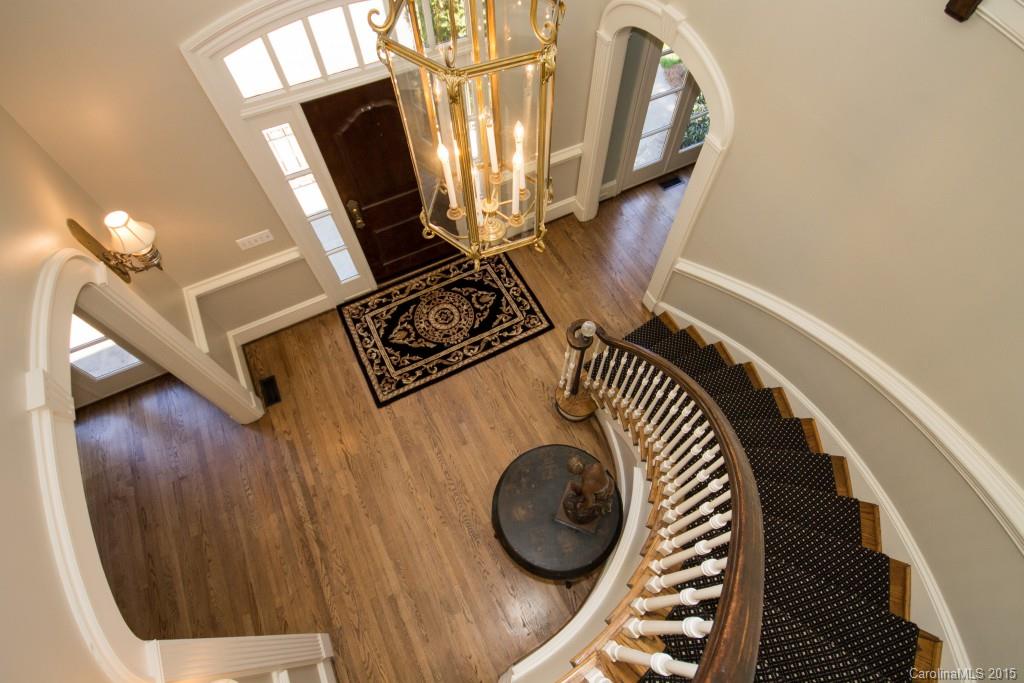 Seven Eagles - Residential