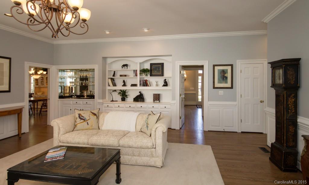 Seven Eagles - Residential