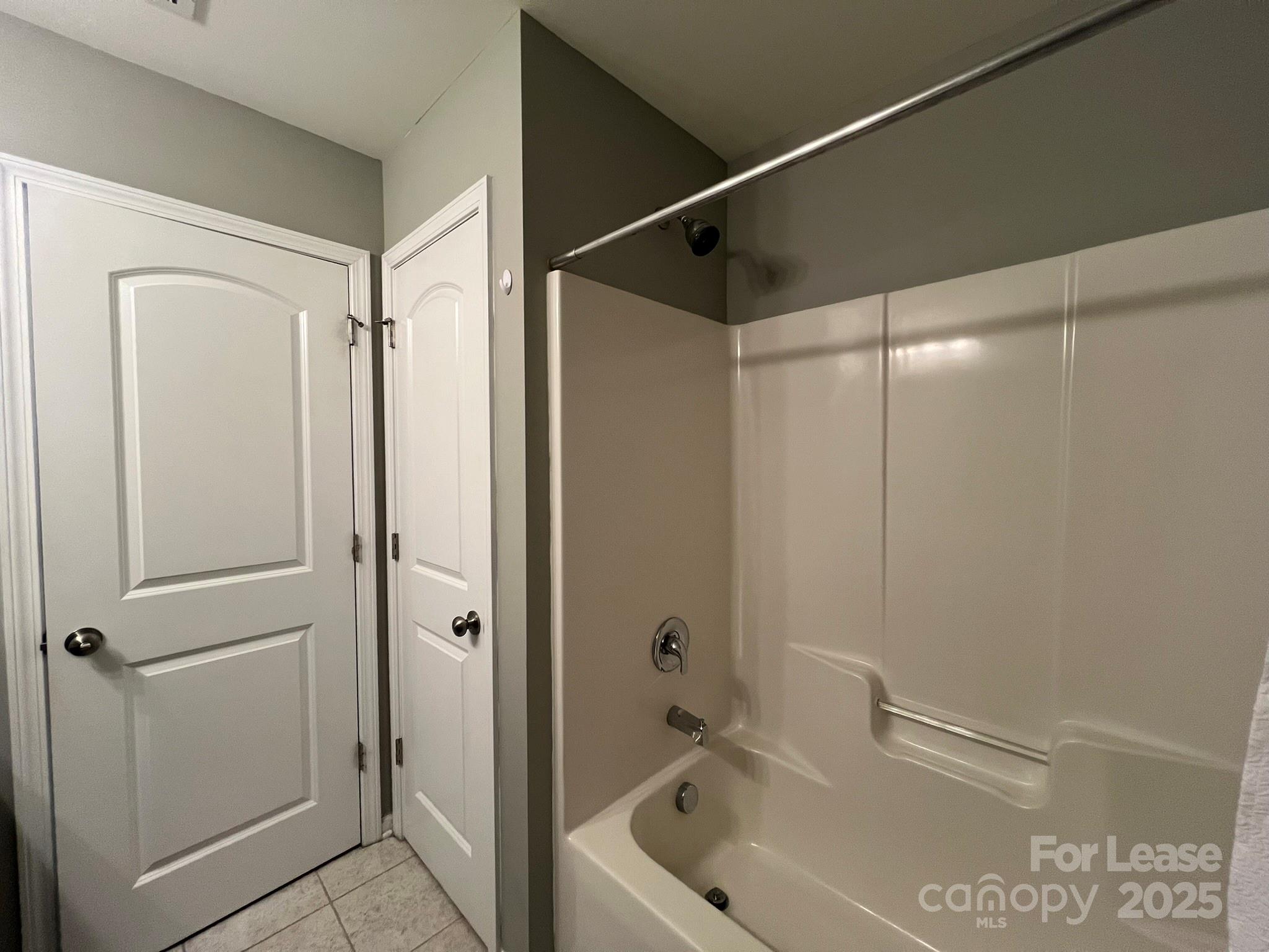 Pelhem Pointe - Residential Lease