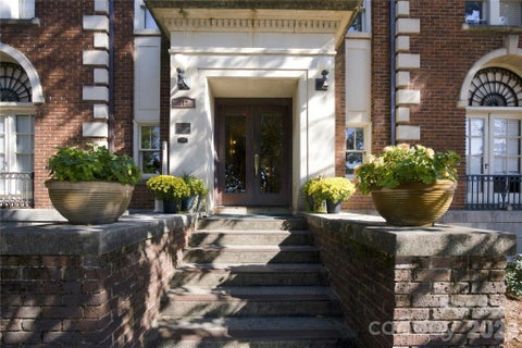 Photo of 712 Louise Avenue #204, Charlotte, NC 28204 (MLS # 4434851)