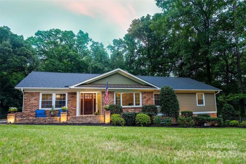 327 Whitestone Road Charlotte NC 28270