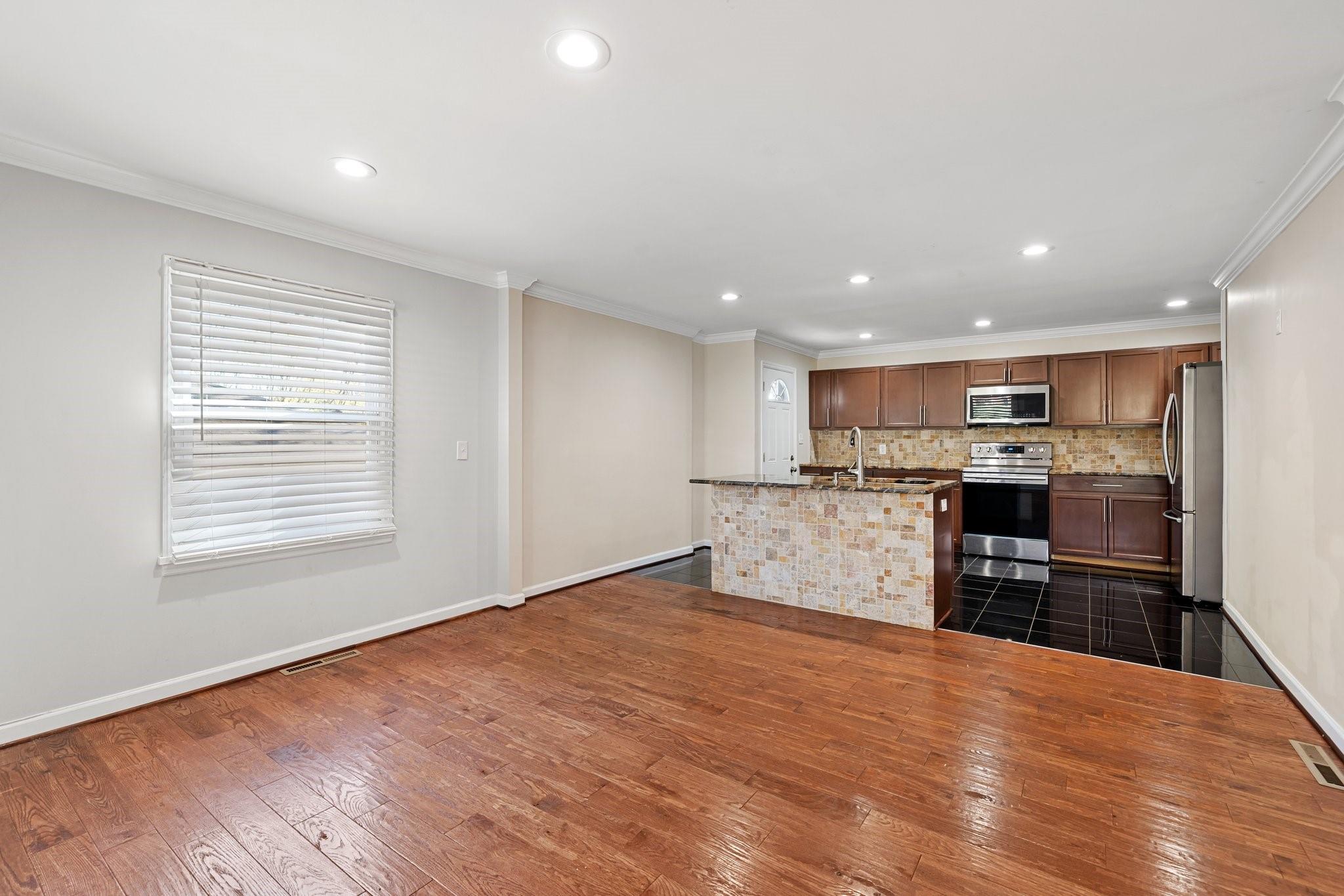 Oak Crest - Residential