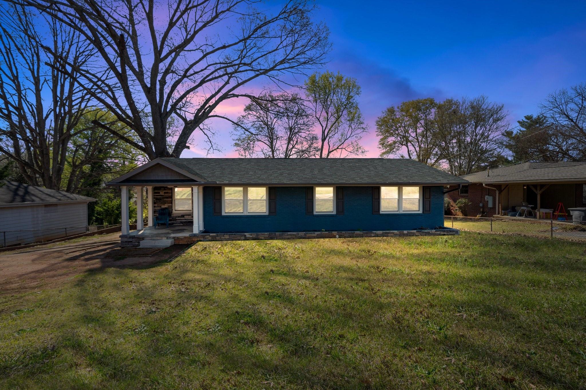 Oak Crest - Residential