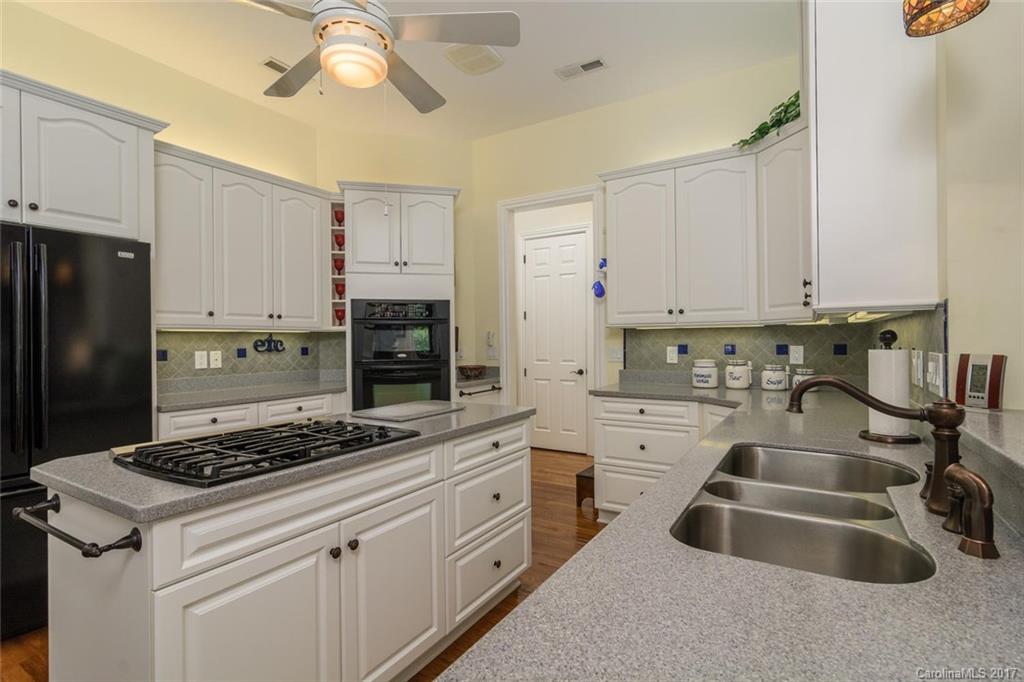 Laurel Oaks - Residential