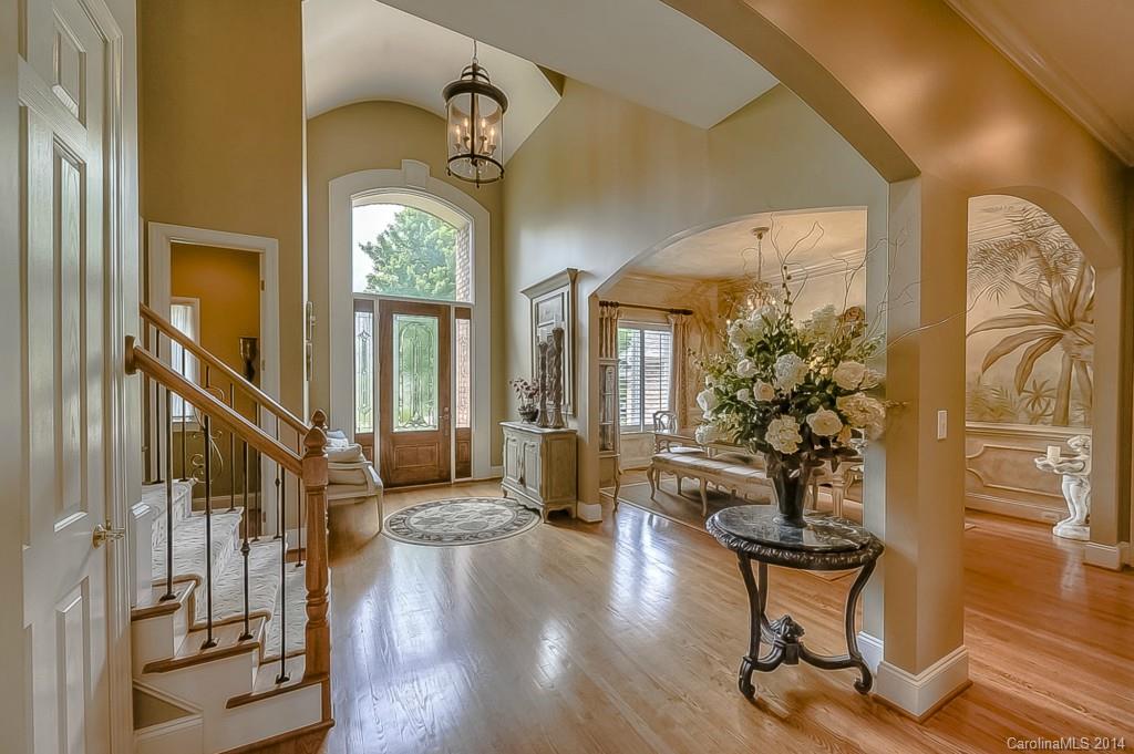 The Peninsula - Residential