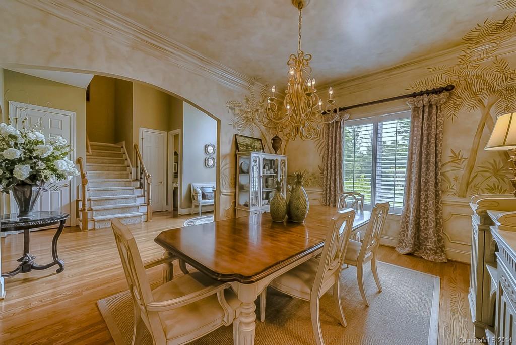 The Peninsula - Residential