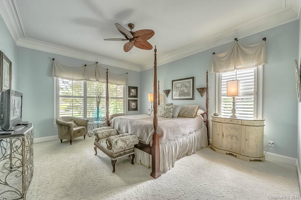 The Peninsula - Residential