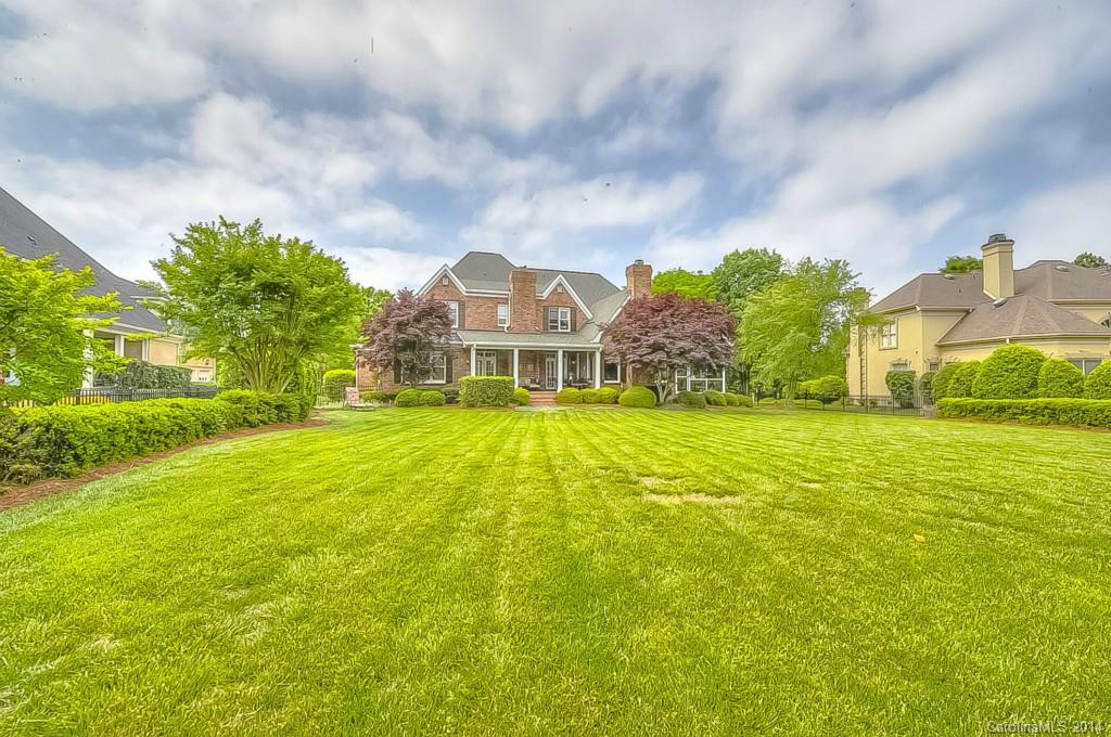 The Peninsula - Residential