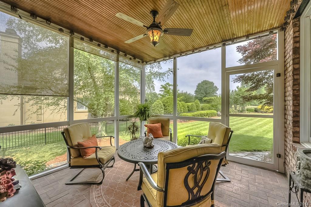 The Peninsula - Residential