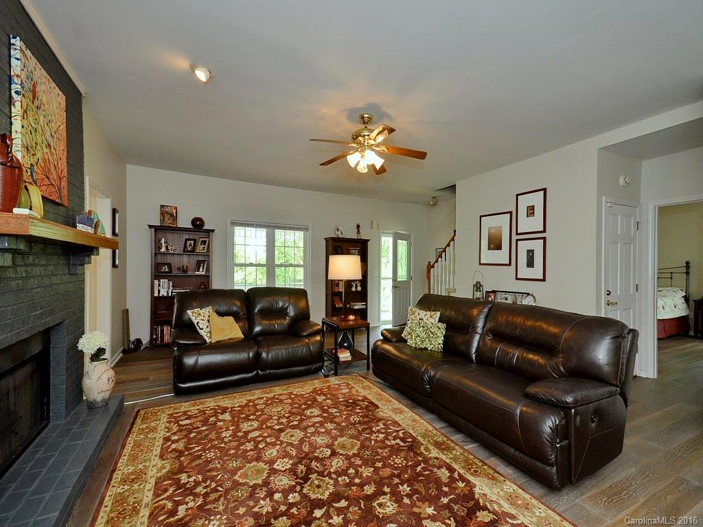 Hunters Cove - Residential