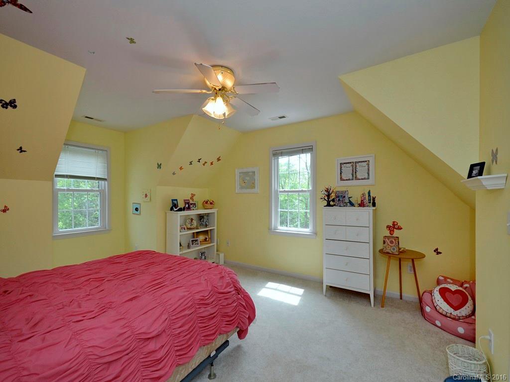 Hunters Cove - Residential