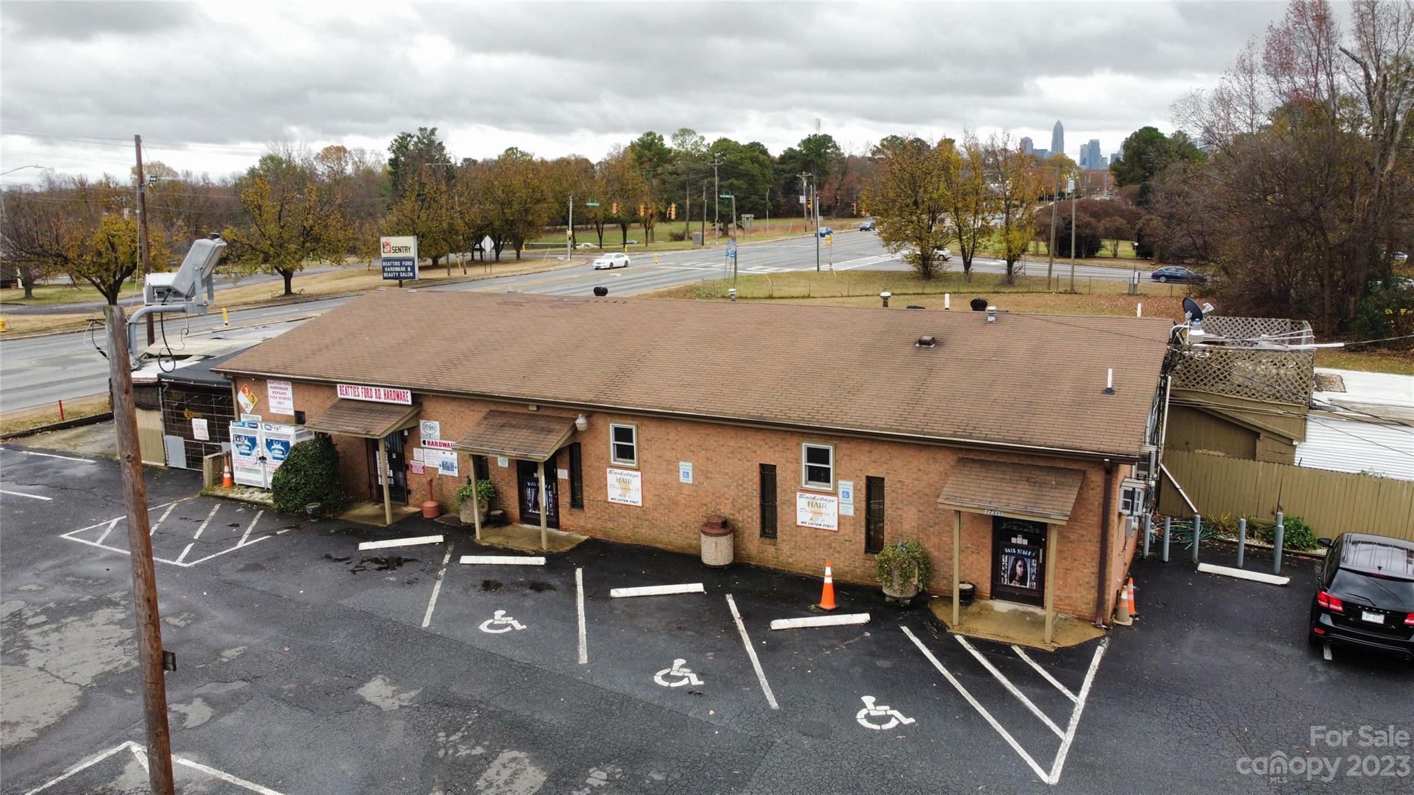 2731 Beatties Ford Road