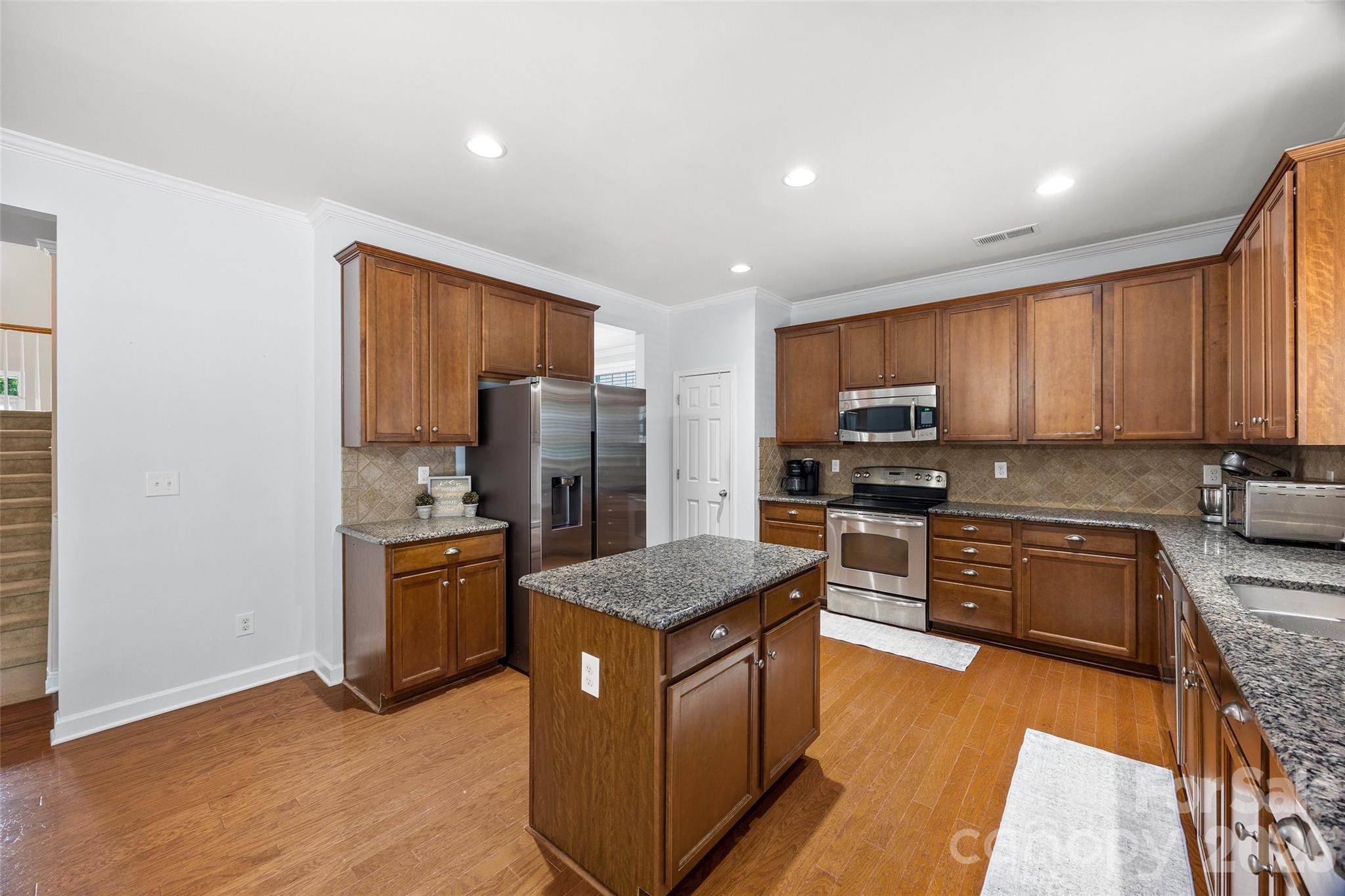 Lake Ridge - Residential