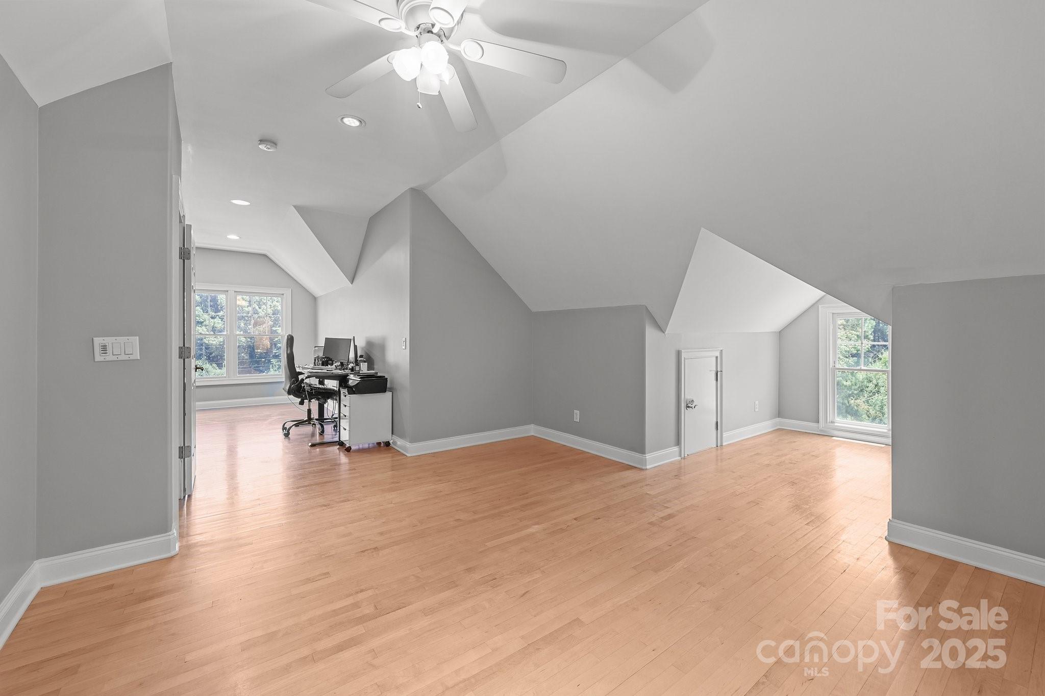 Craftsman Point - Residential