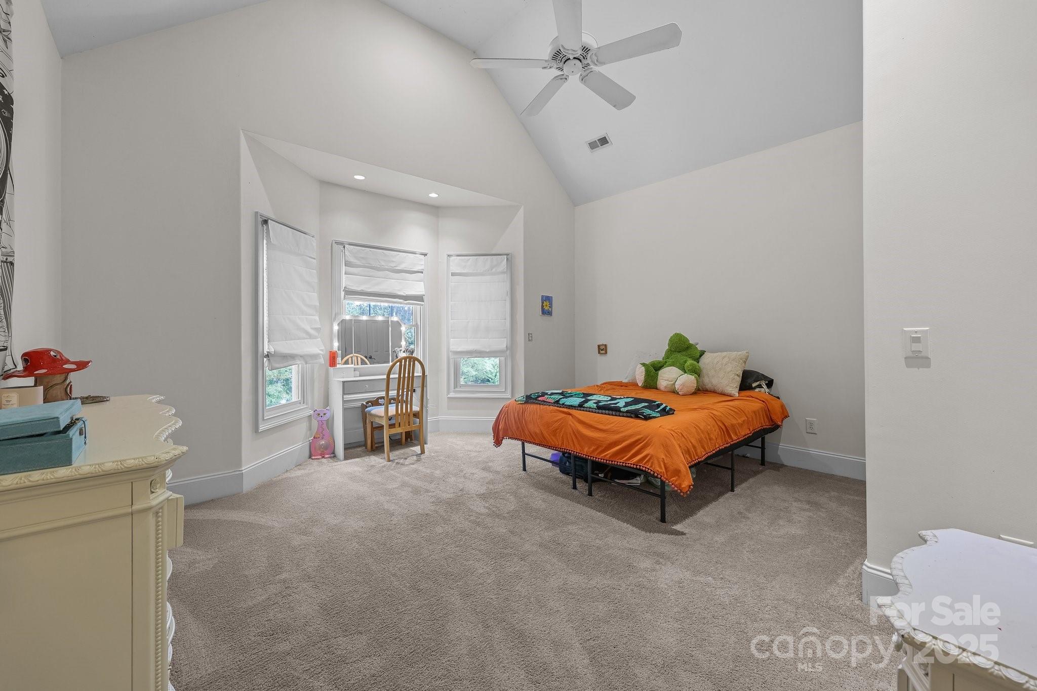 Craftsman Point - Residential