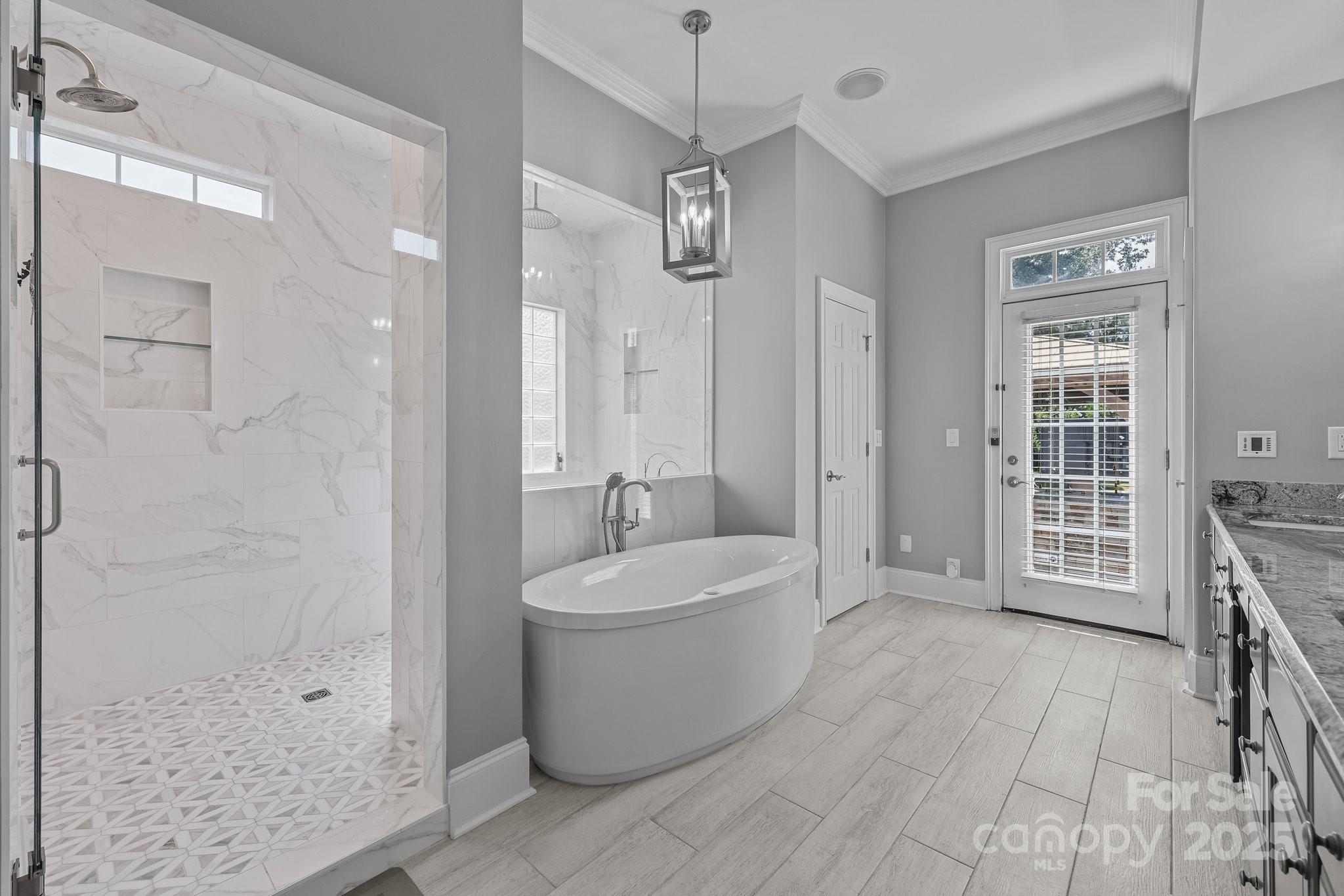 Craftsman Point - Residential