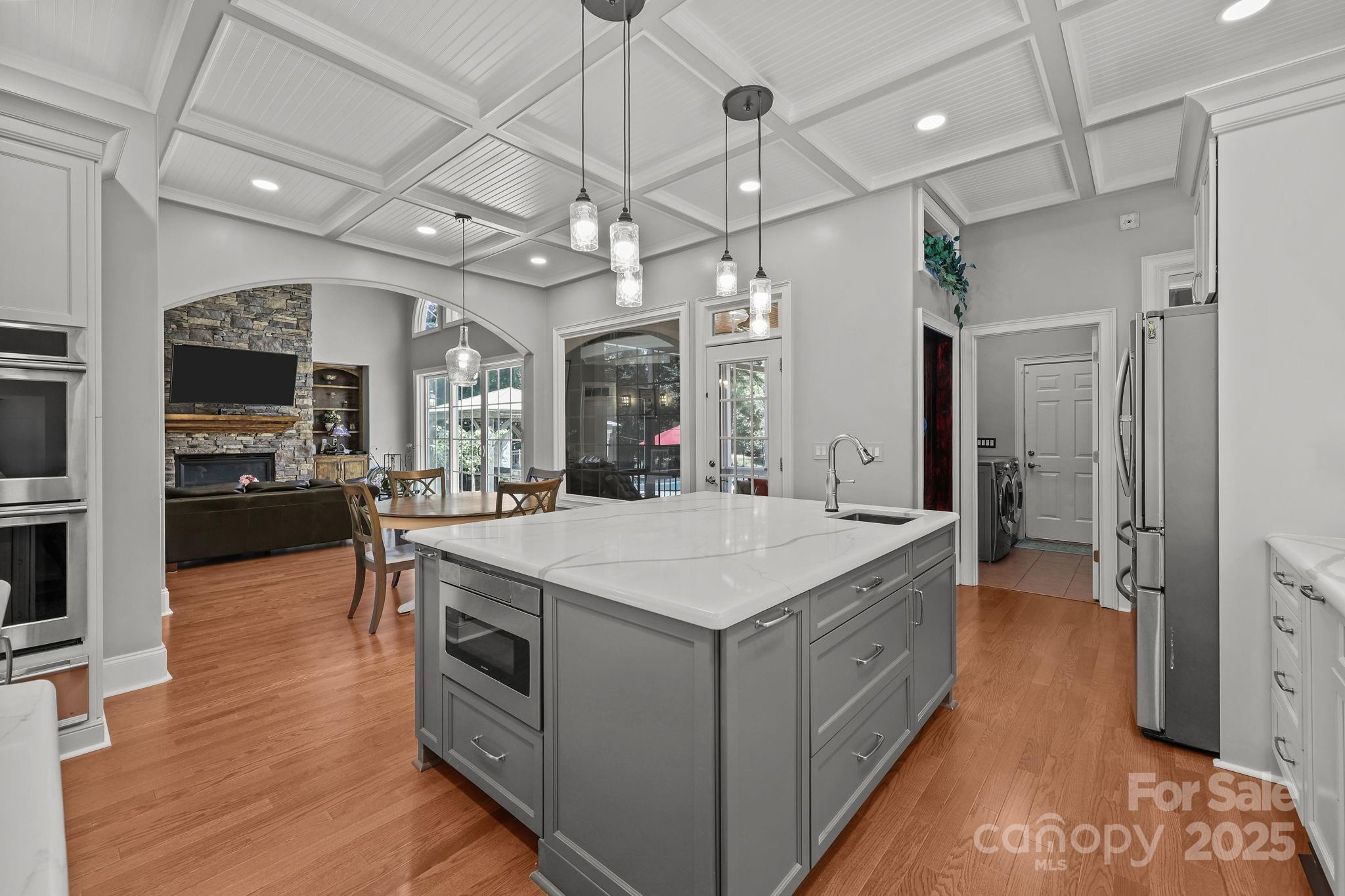 Craftsman Point - Residential