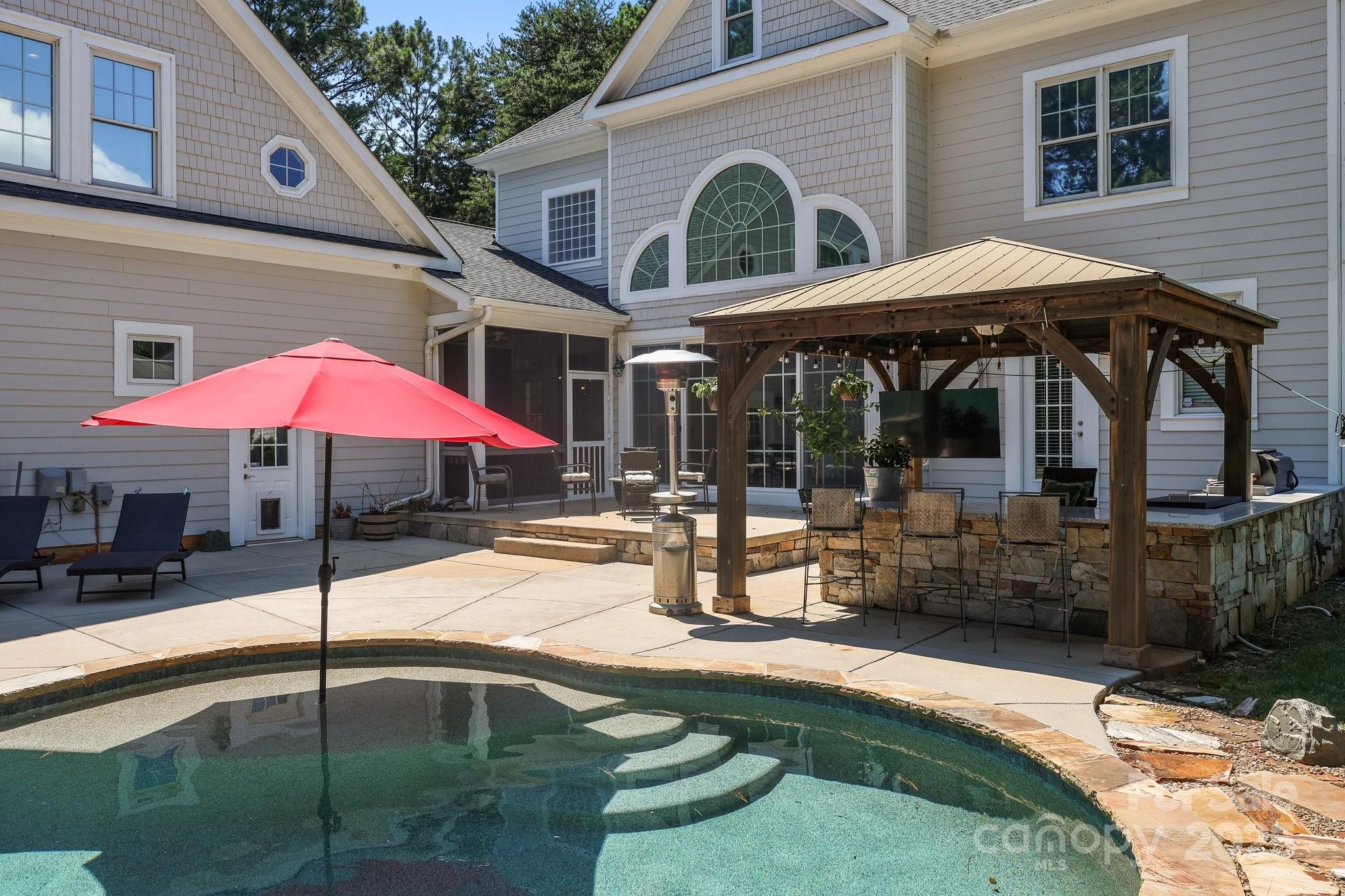 Craftsman Point - Residential