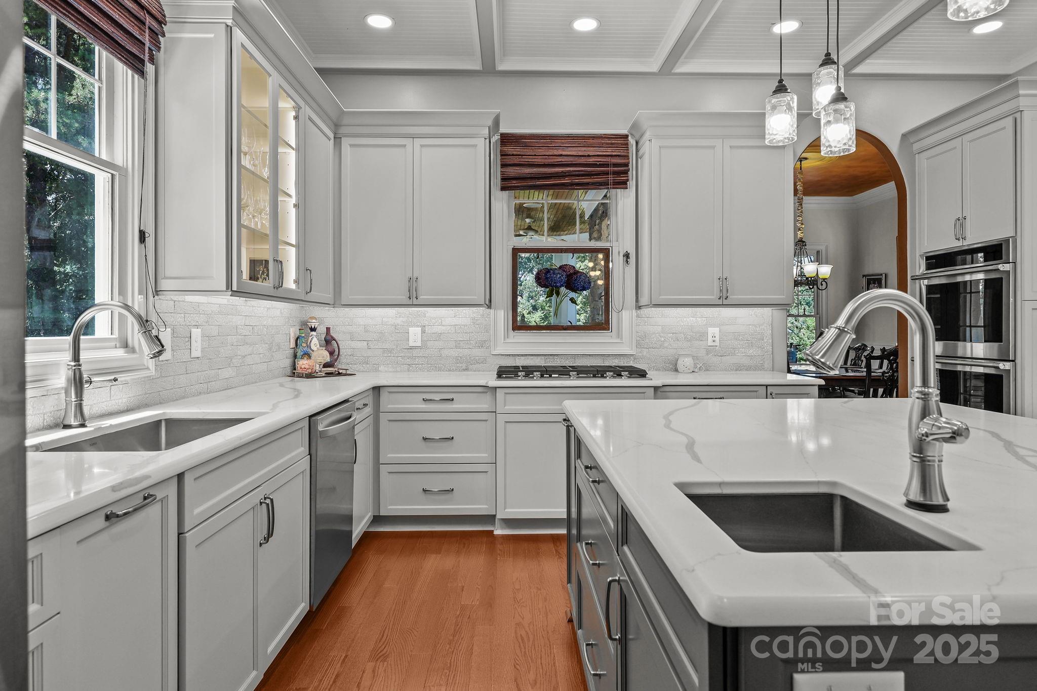 Craftsman Point - Residential