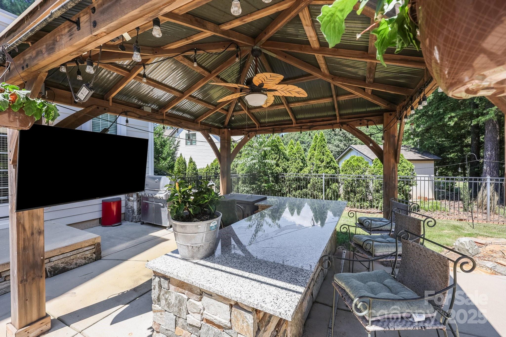 Craftsman Point - Residential