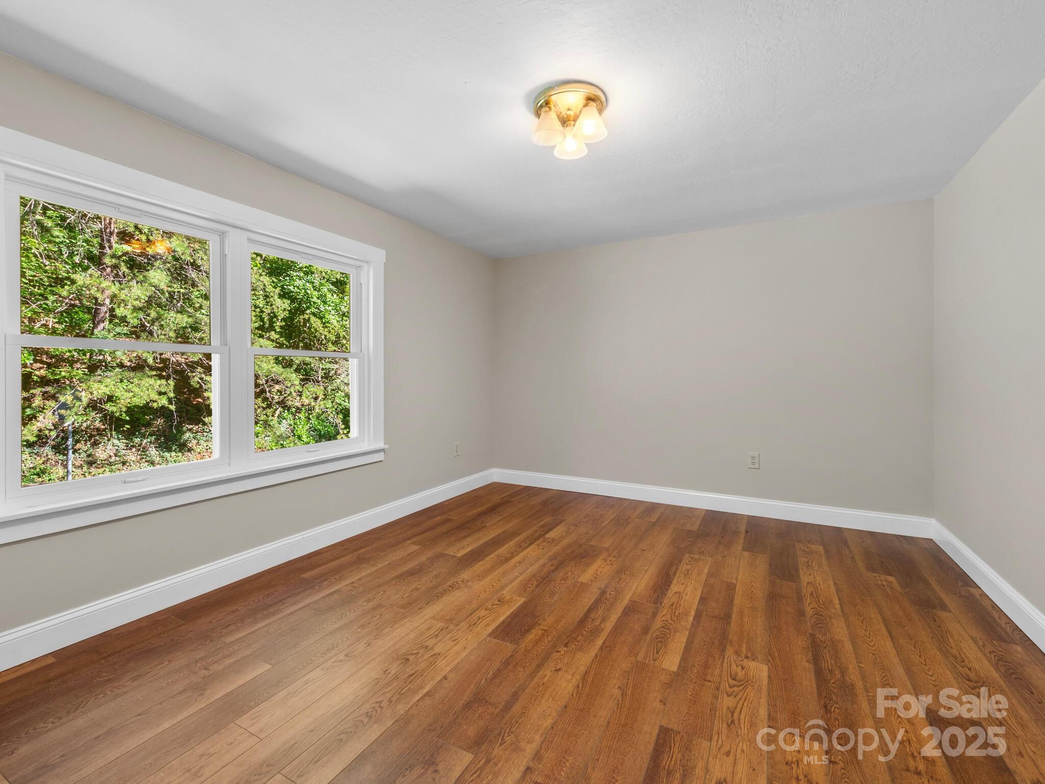 Jays Mountain - Residential