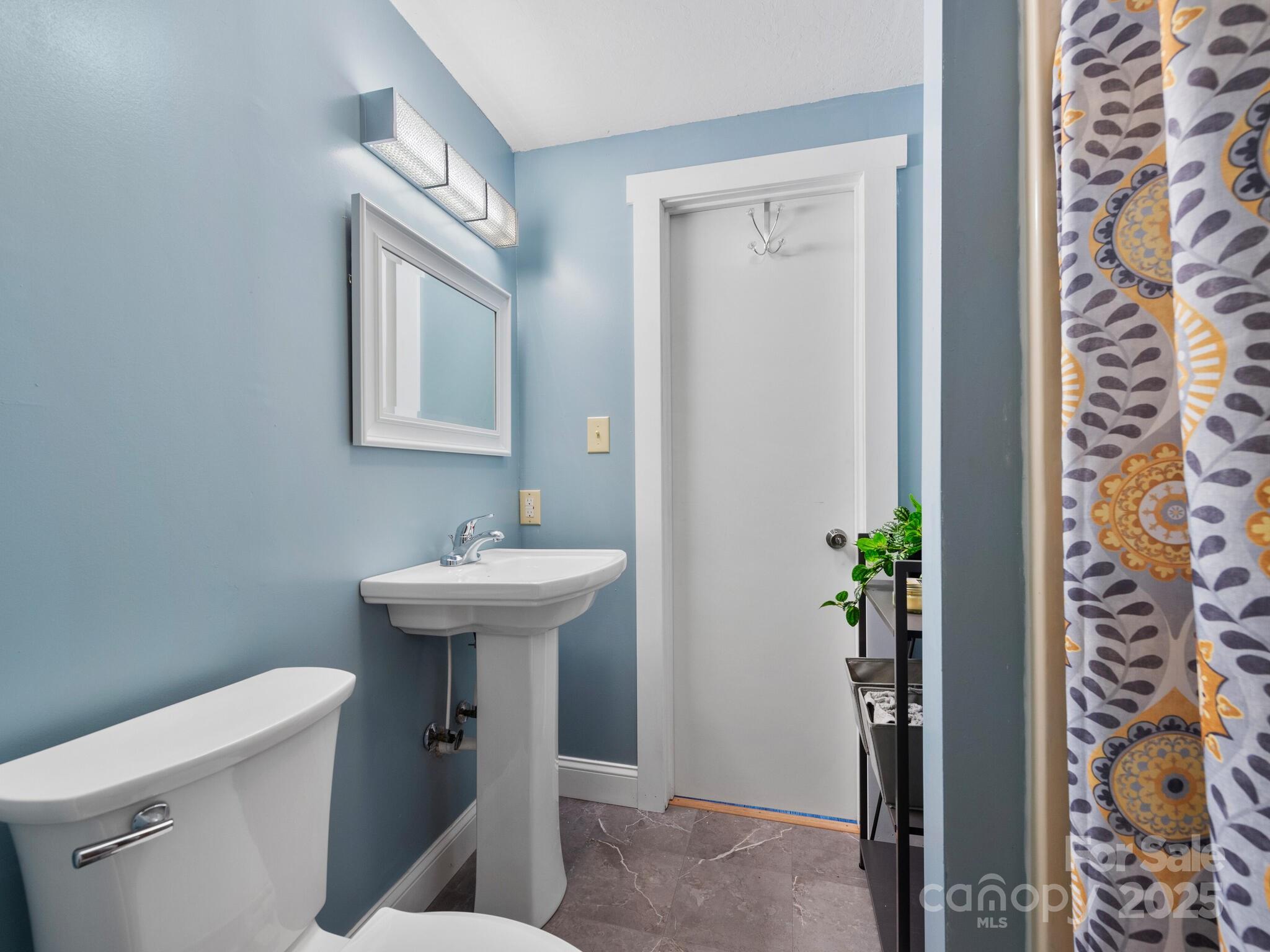 Jays Mountain - Residential