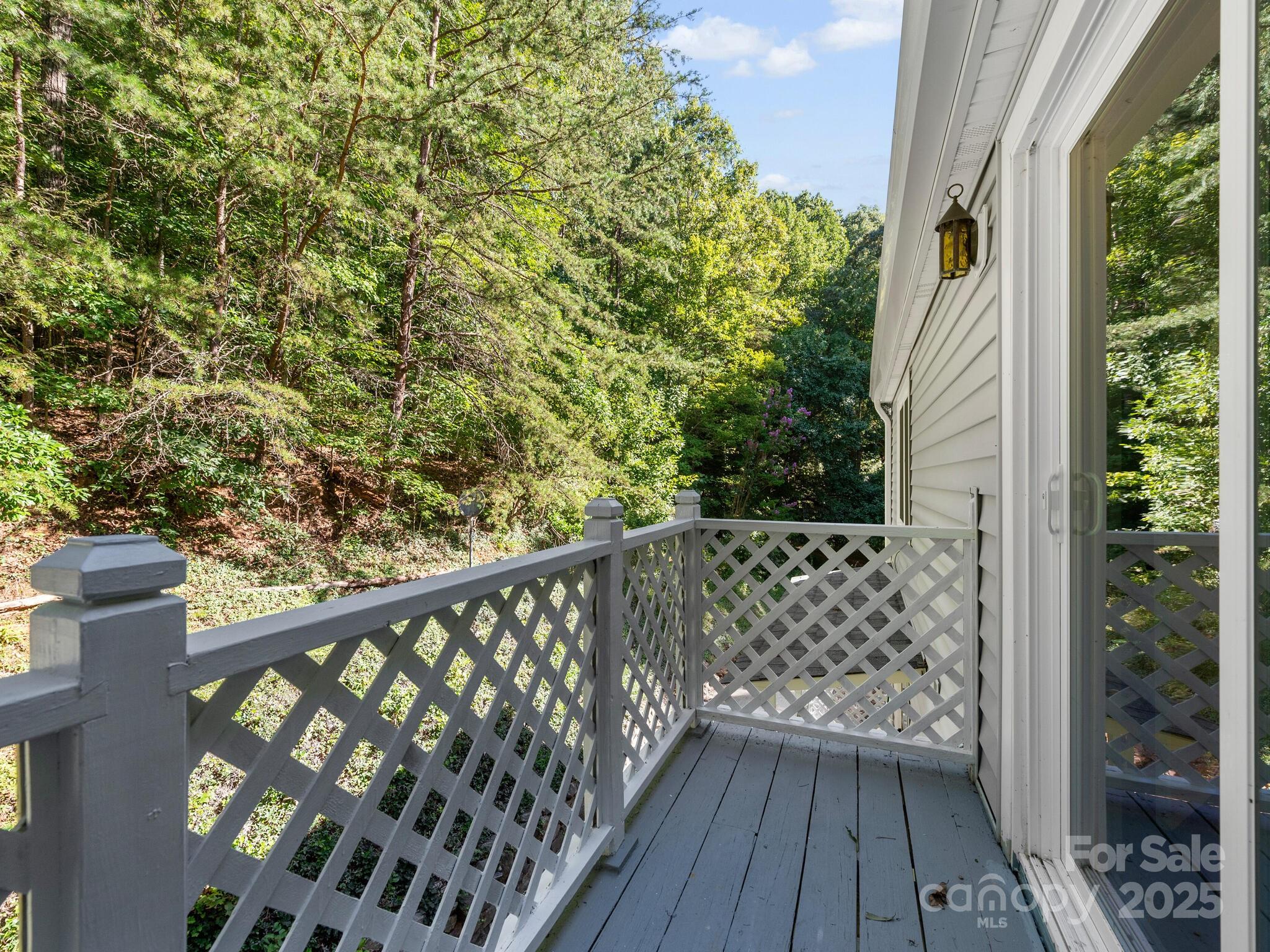 Jays Mountain - Residential